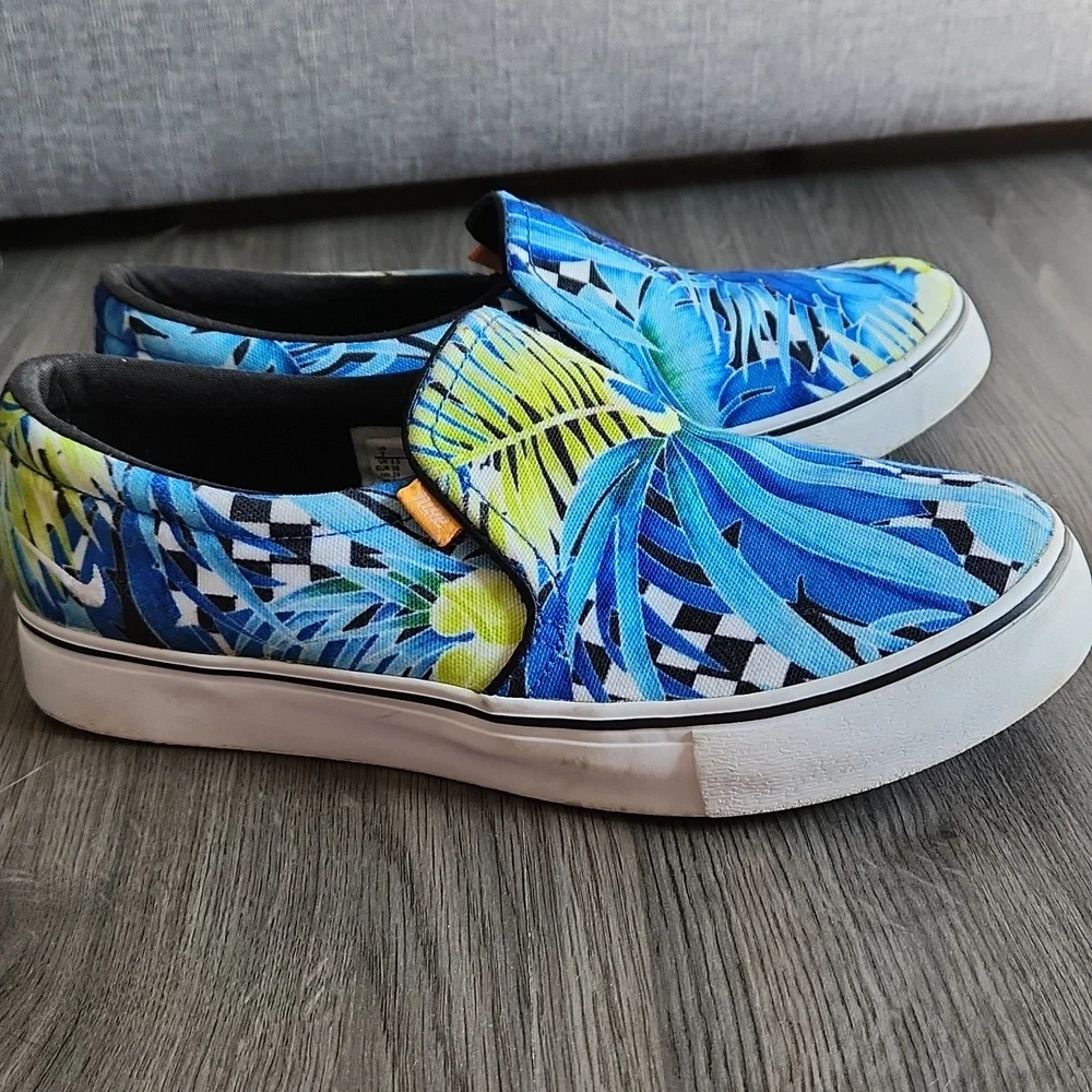 Nike Court Royale tropical print slip-on sneakers, size 7 - Picture 10 of 10